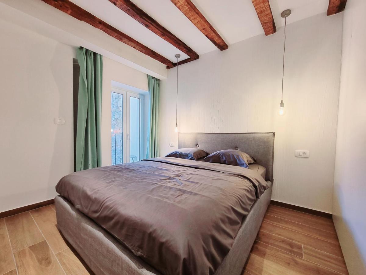 As Deluxe Apartments Πιράν Εξωτερικό φωτογραφία